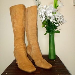 Vintage suede square toe boots